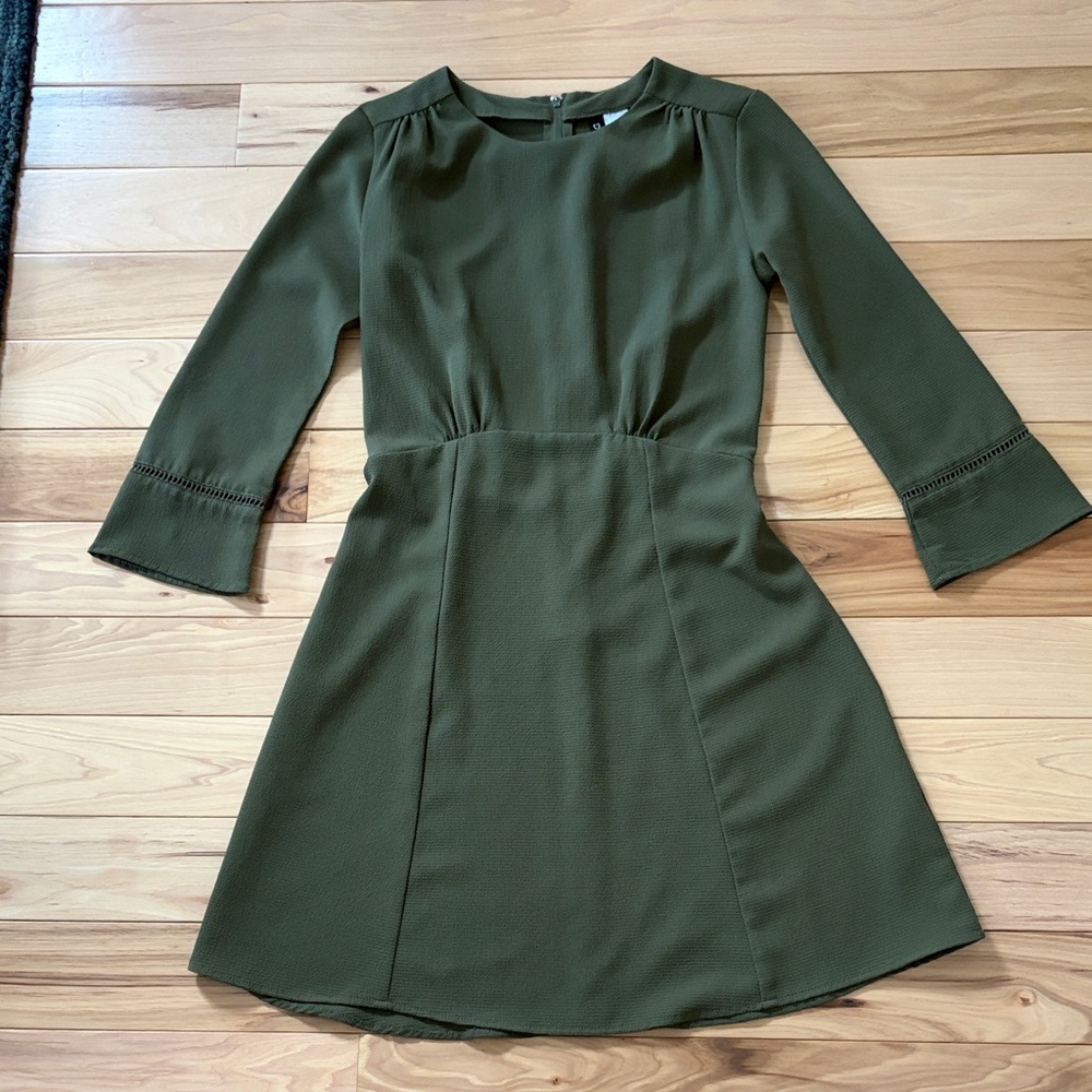 Vintage looking divided dress olive green size 2